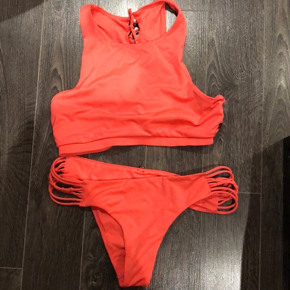 Sexy strappy bikini